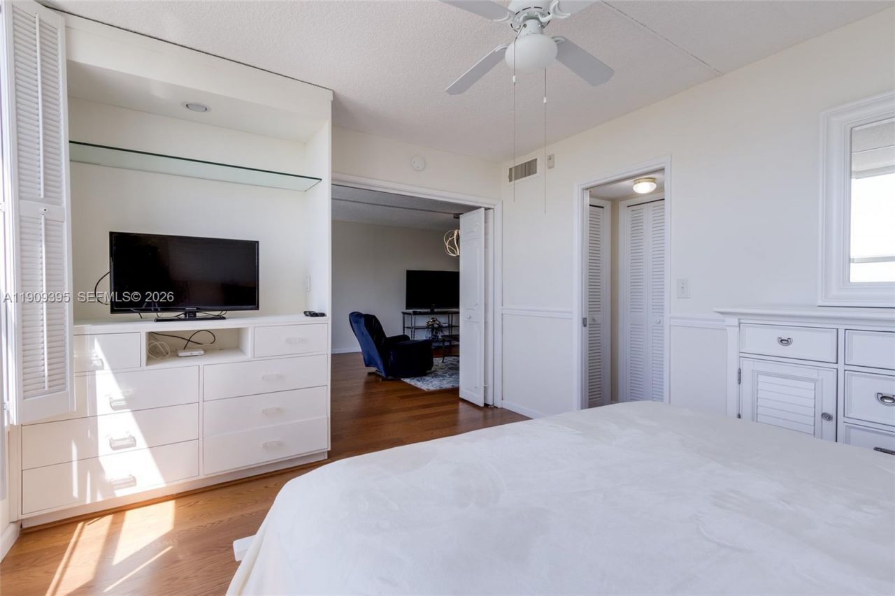 2671 S Course Dr, Unit 506, Pompano Beach, FL 33069 Photo