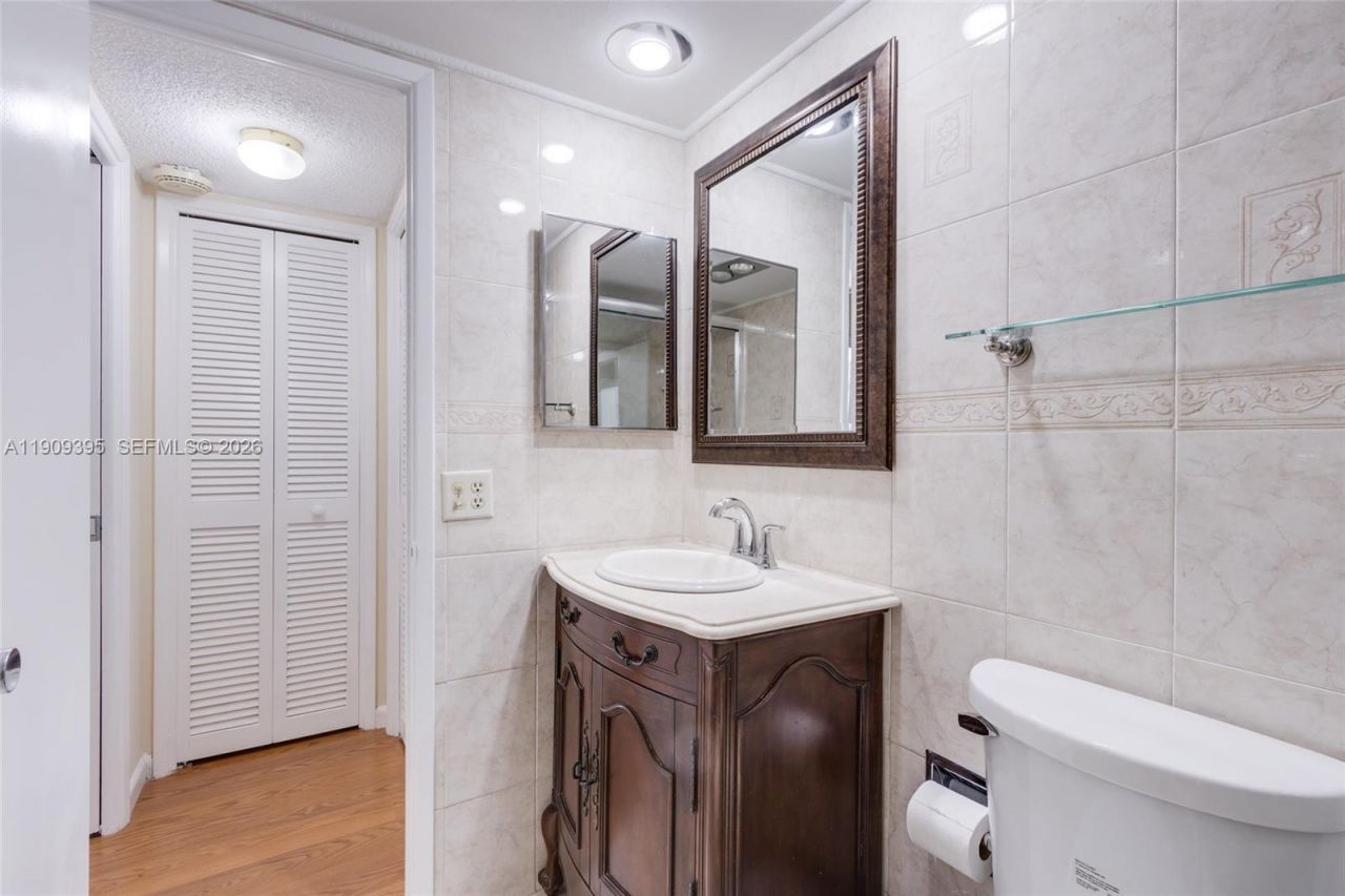 2671 S Course Dr, Unit 506, Pompano Beach, FL 33069 Photo