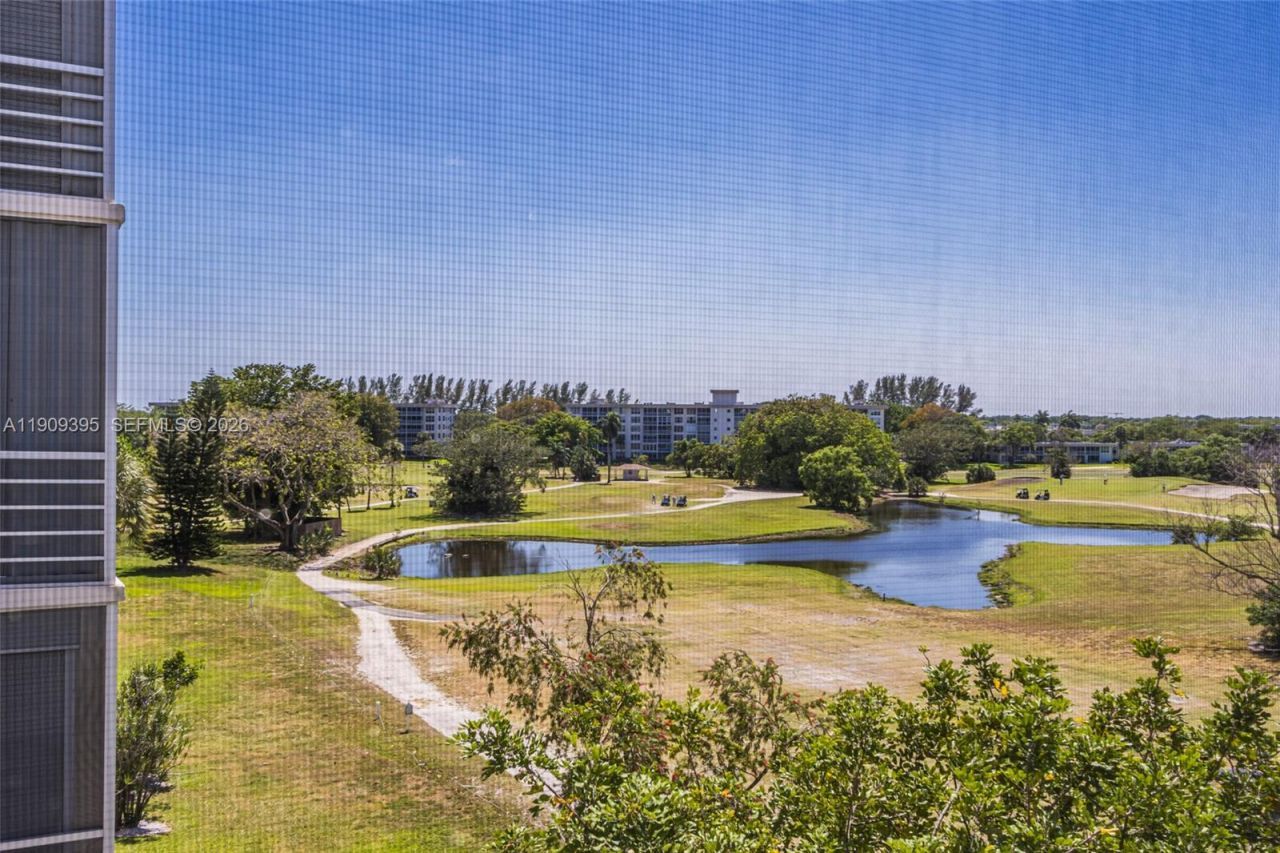 2671 S Course Dr, Unit 506, Pompano Beach, FL 33069 Photo