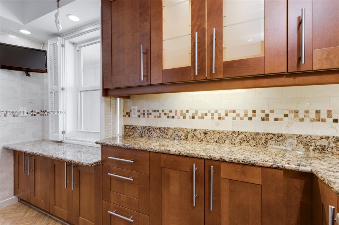 2671 S Course Dr, Unit 506, Pompano Beach, FL 33069 Photo