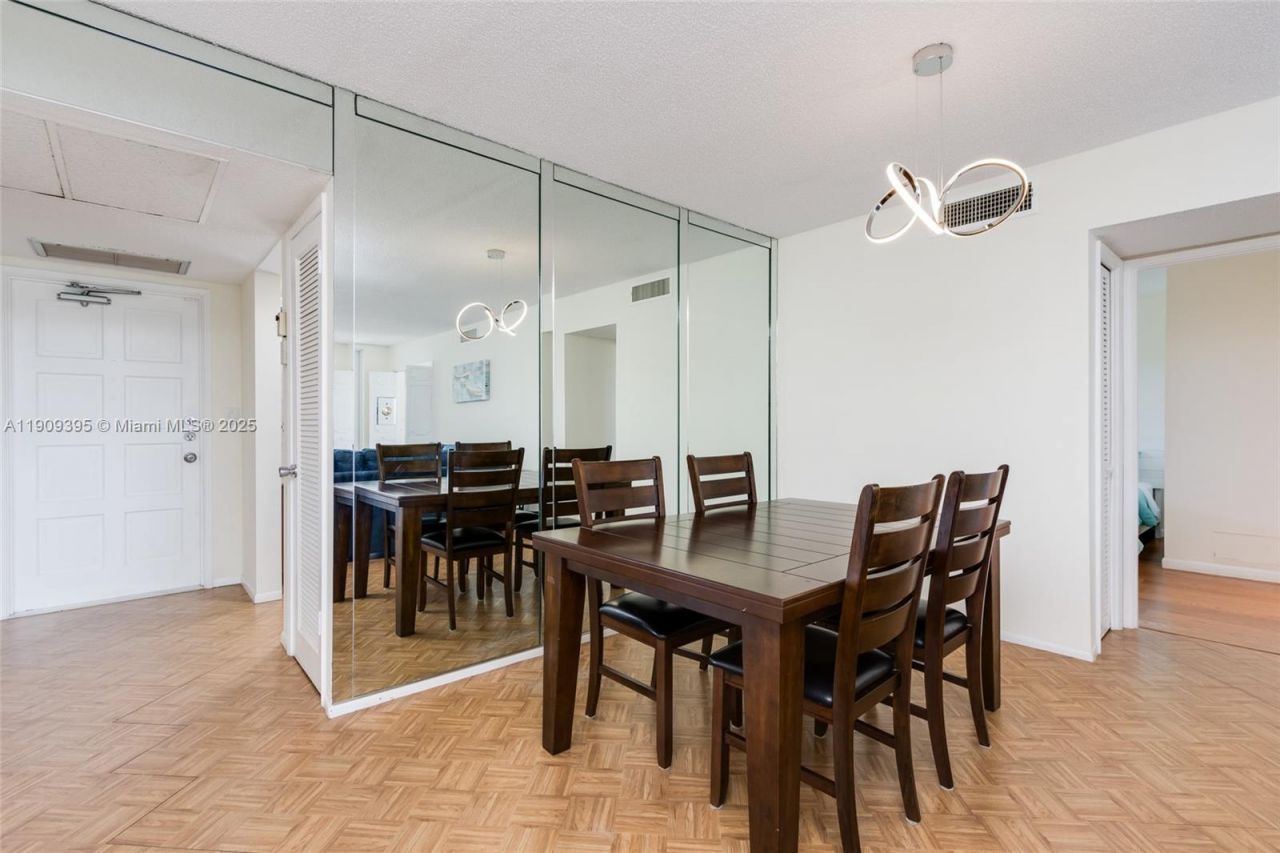 2671 S Course Dr, Unit 506, Pompano Beach, FL 33069 Photo