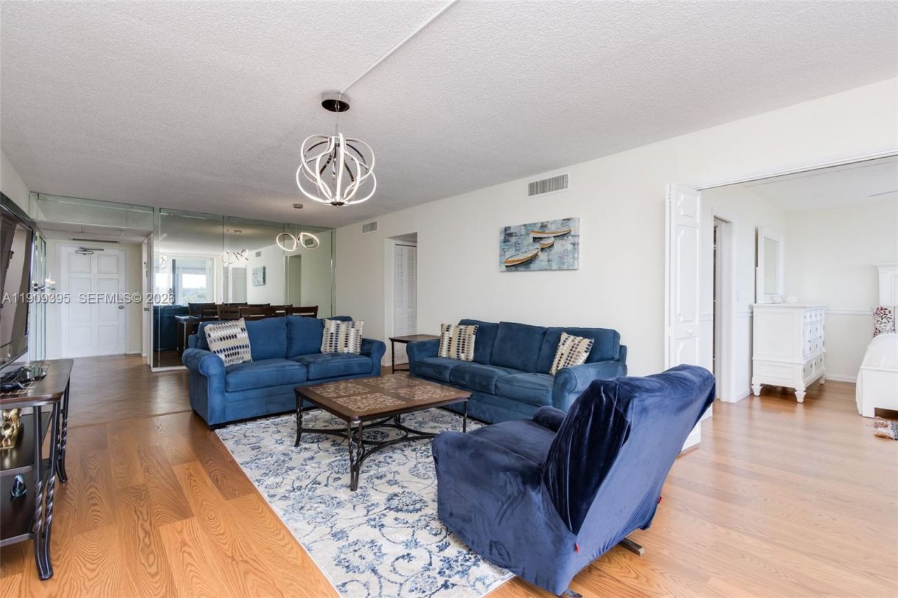 2671 S Course Dr, Unit 506, Pompano Beach, FL 33069 Photo