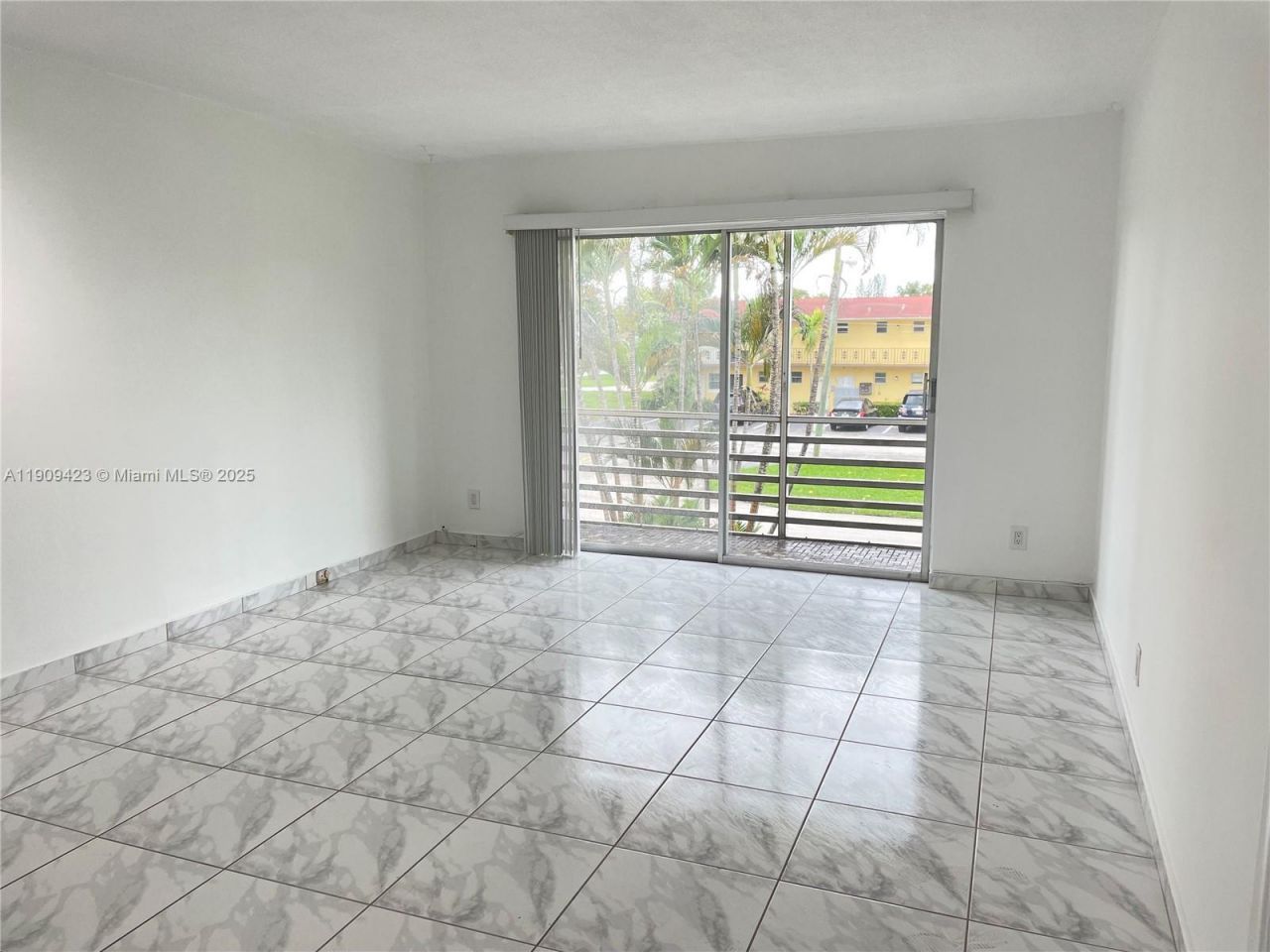 20201 NE 29th Ct, Unit D221, Aventura, FL 33180 Photo