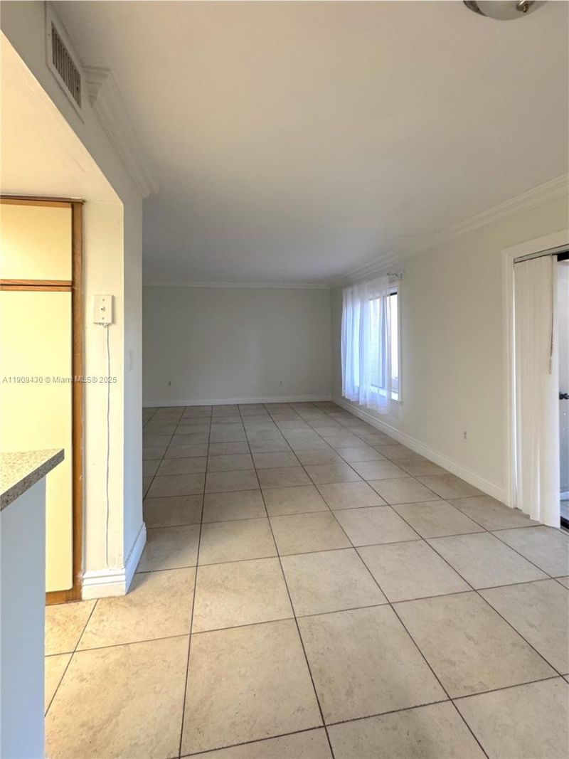 3215 Coral Lake Dr, Unit 3215, Coral Springs, FL 33065 Photo