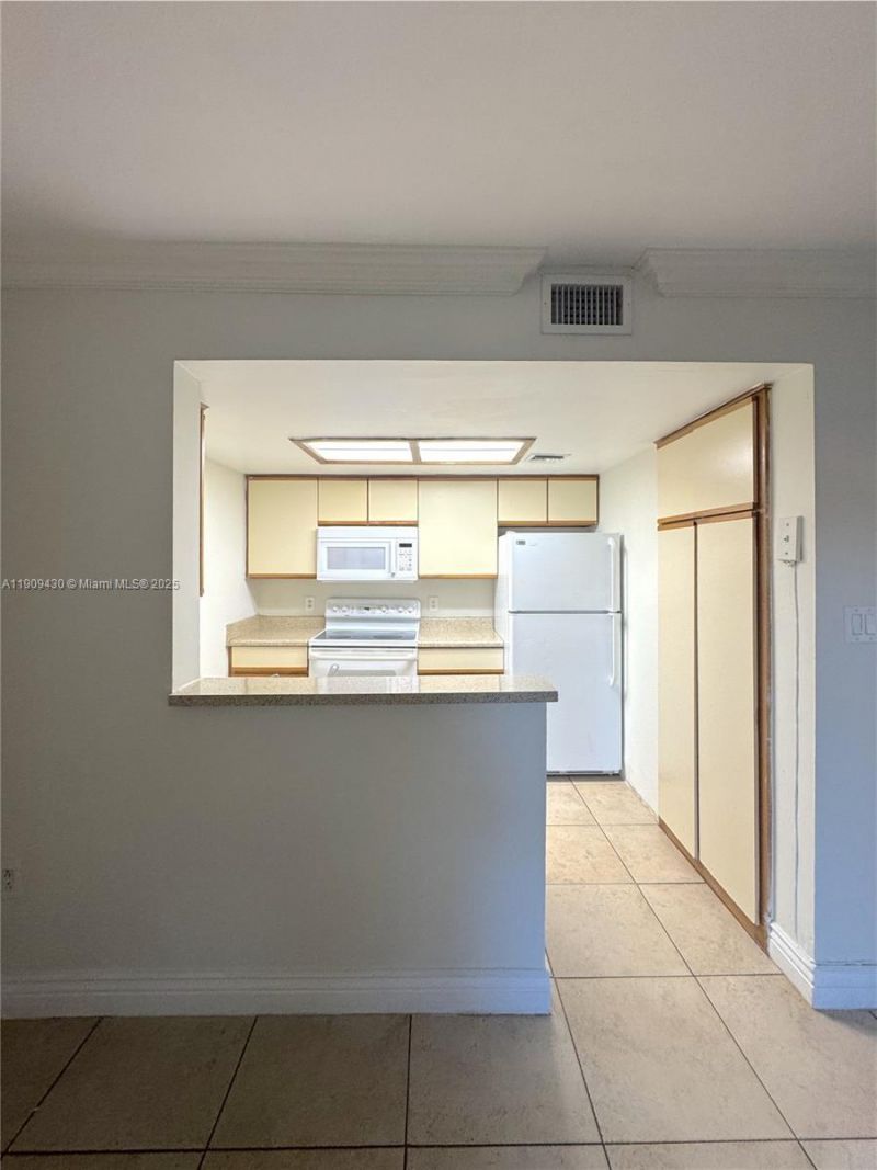 3215 Coral Lake Dr, Unit 3215, Coral Springs, FL 33065 Photo