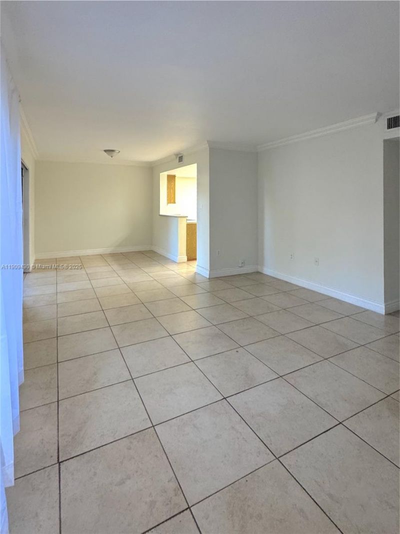 3215 Coral Lake Dr, Unit 3215, Coral Springs, FL 33065 Photo