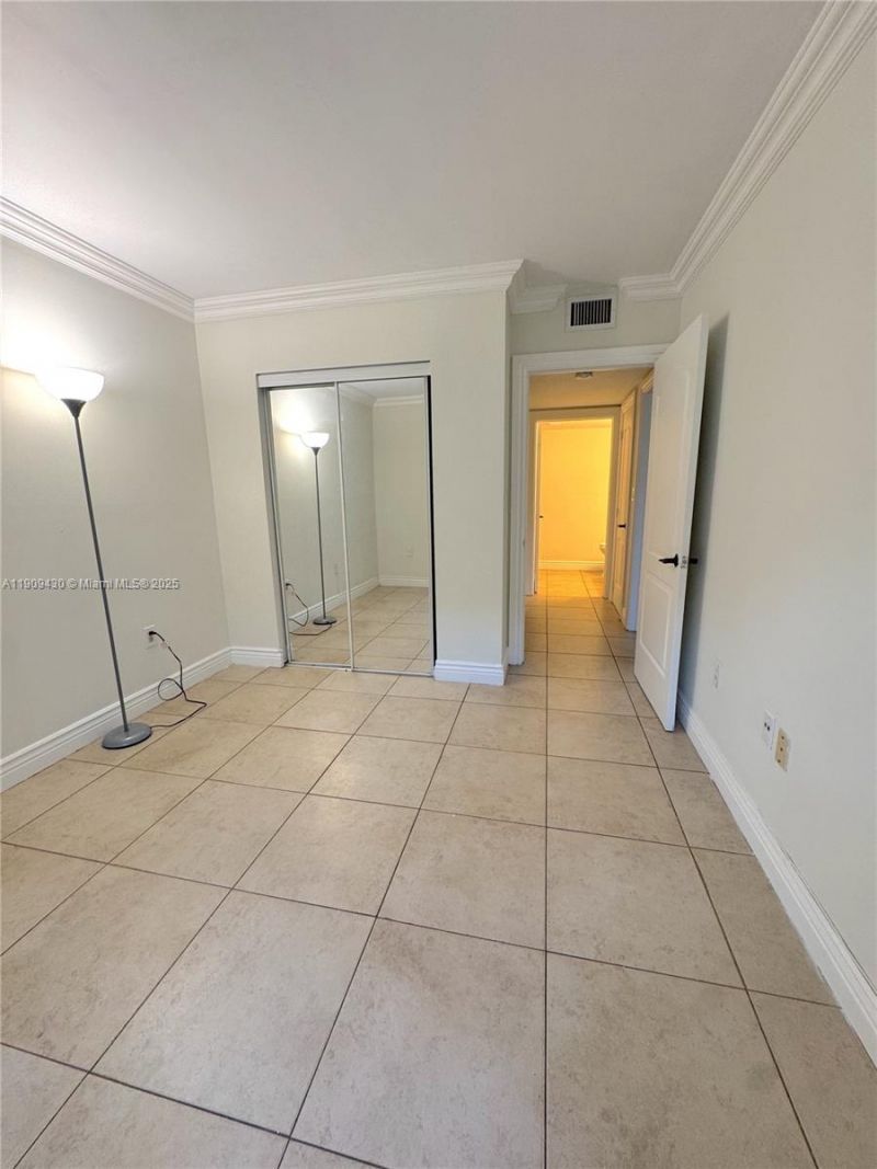 3215 Coral Lake Dr, Unit 3215, Coral Springs, FL 33065 Photo