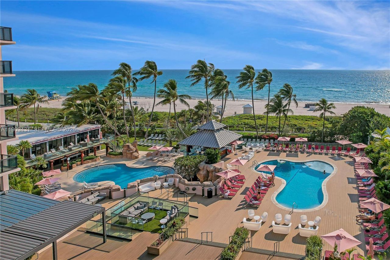 5225 Collins Ave, Unit 1403, Miami Beach, FL 33140 Photo