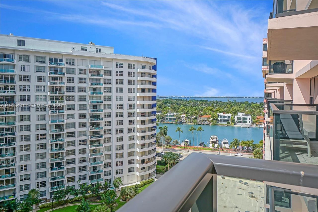 5225 Collins Ave, Unit 1403, Miami Beach, FL 33140 Photo