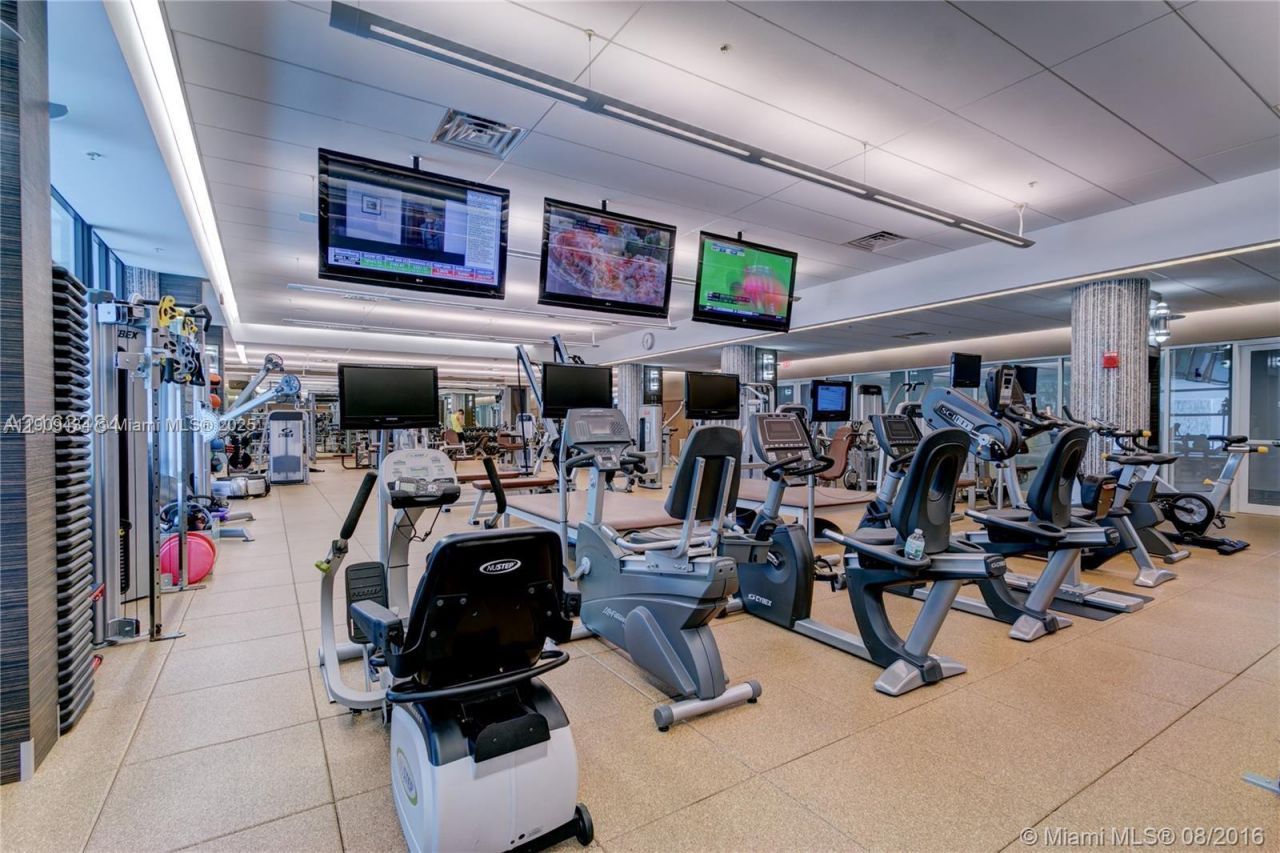 21055 Yacht Club Dr, Unit 1602, Aventura, FL 33180 Photo