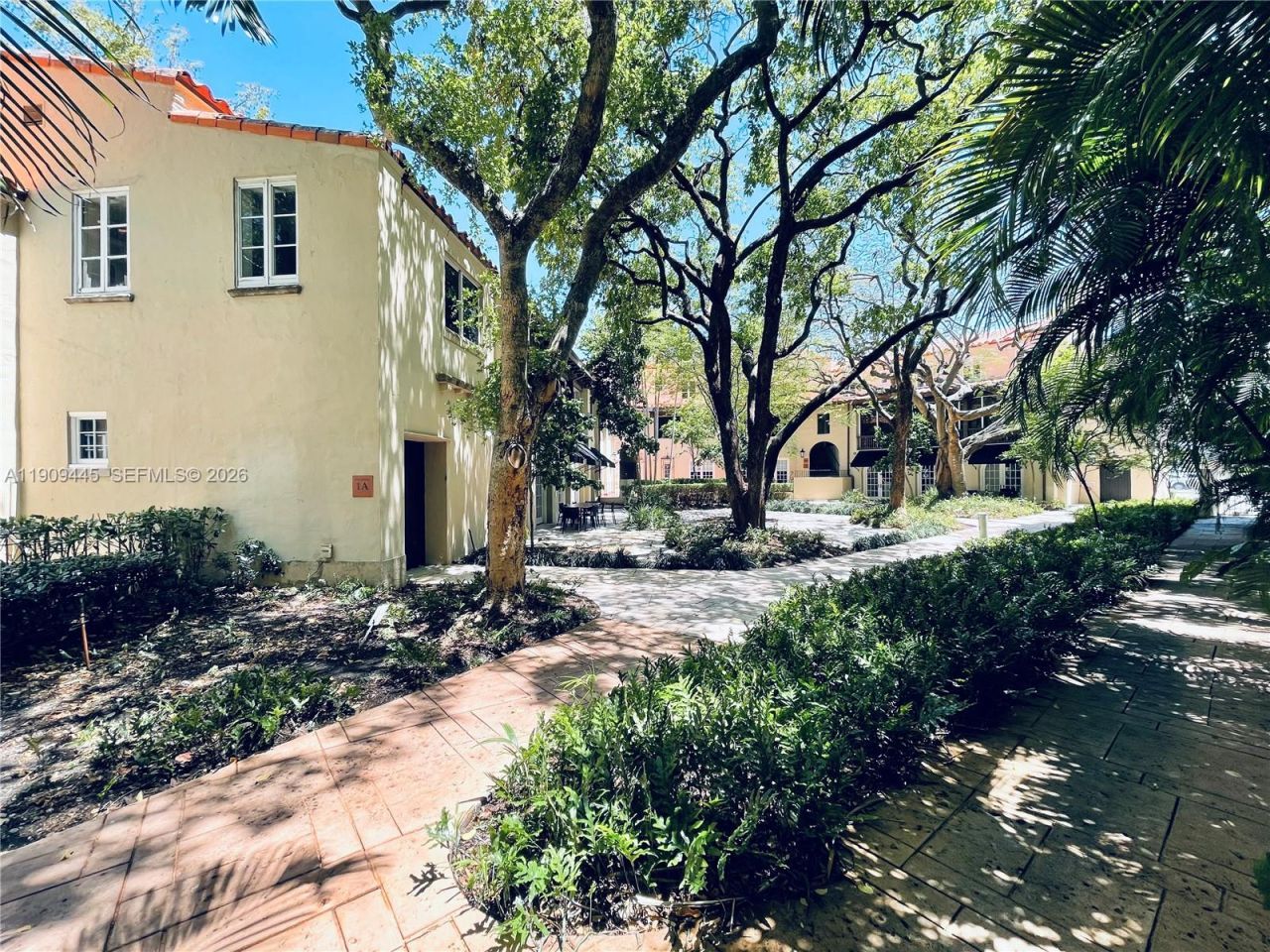 888 S Douglas Rd, Unit 119, Coral Gables, FL 33134 Photo