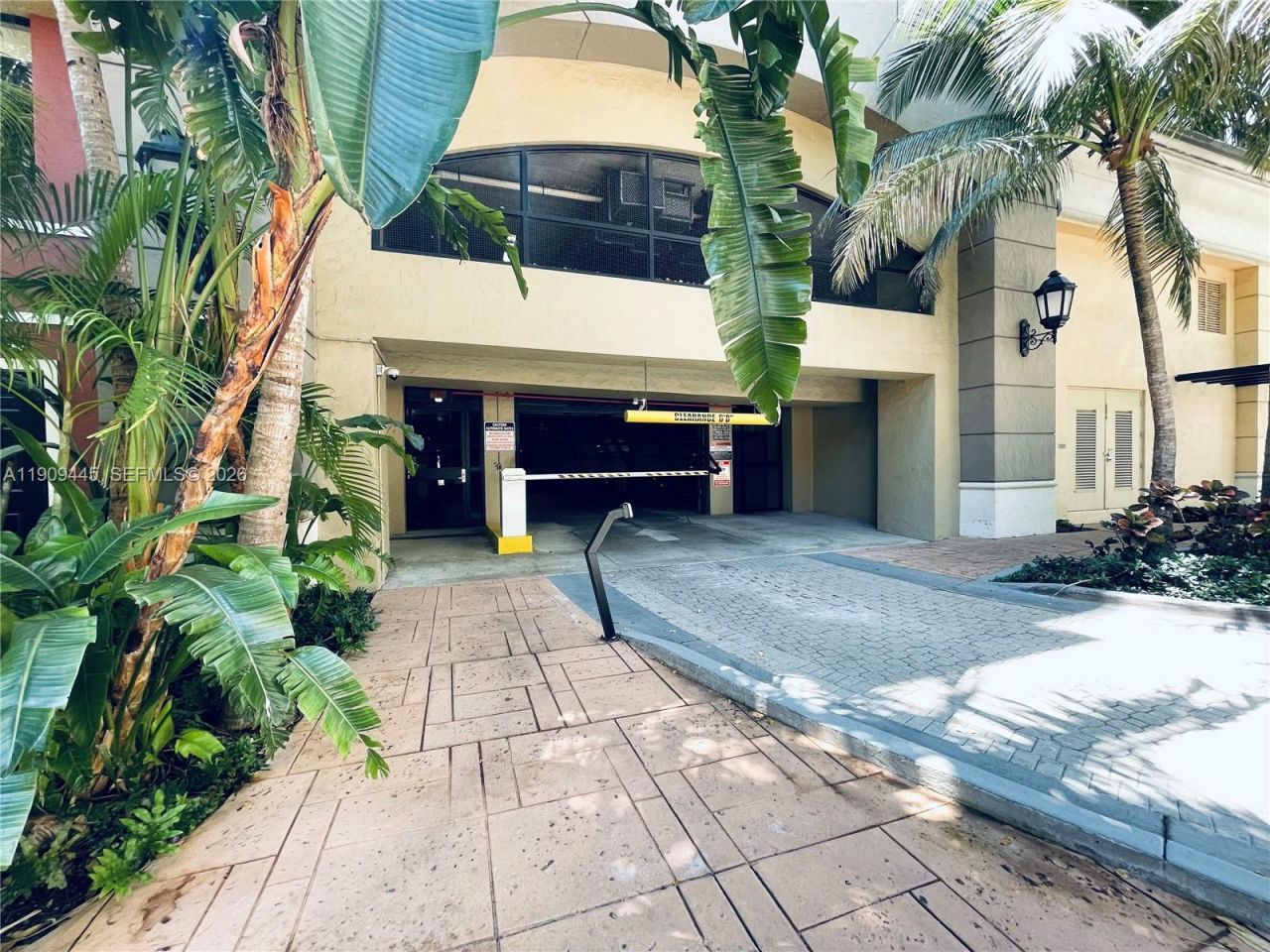 888 S Douglas Rd, Unit 119, Coral Gables, FL 33134 Photo