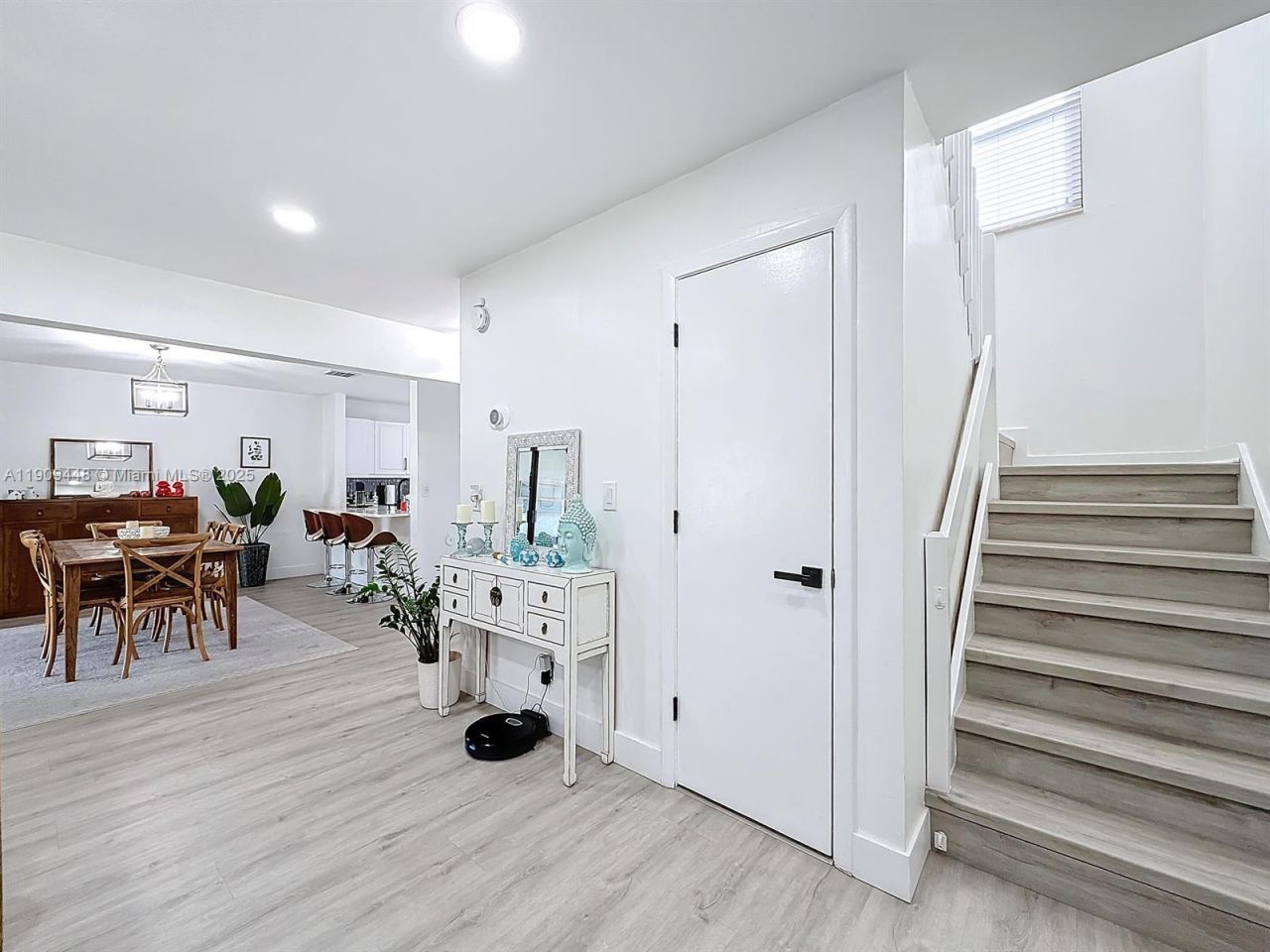 8117 NW 71st Ct, Tamarac, FL 33321 Photo