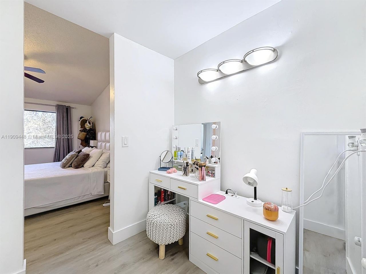 8117 NW 71st Ct, Tamarac, FL 33321 Photo