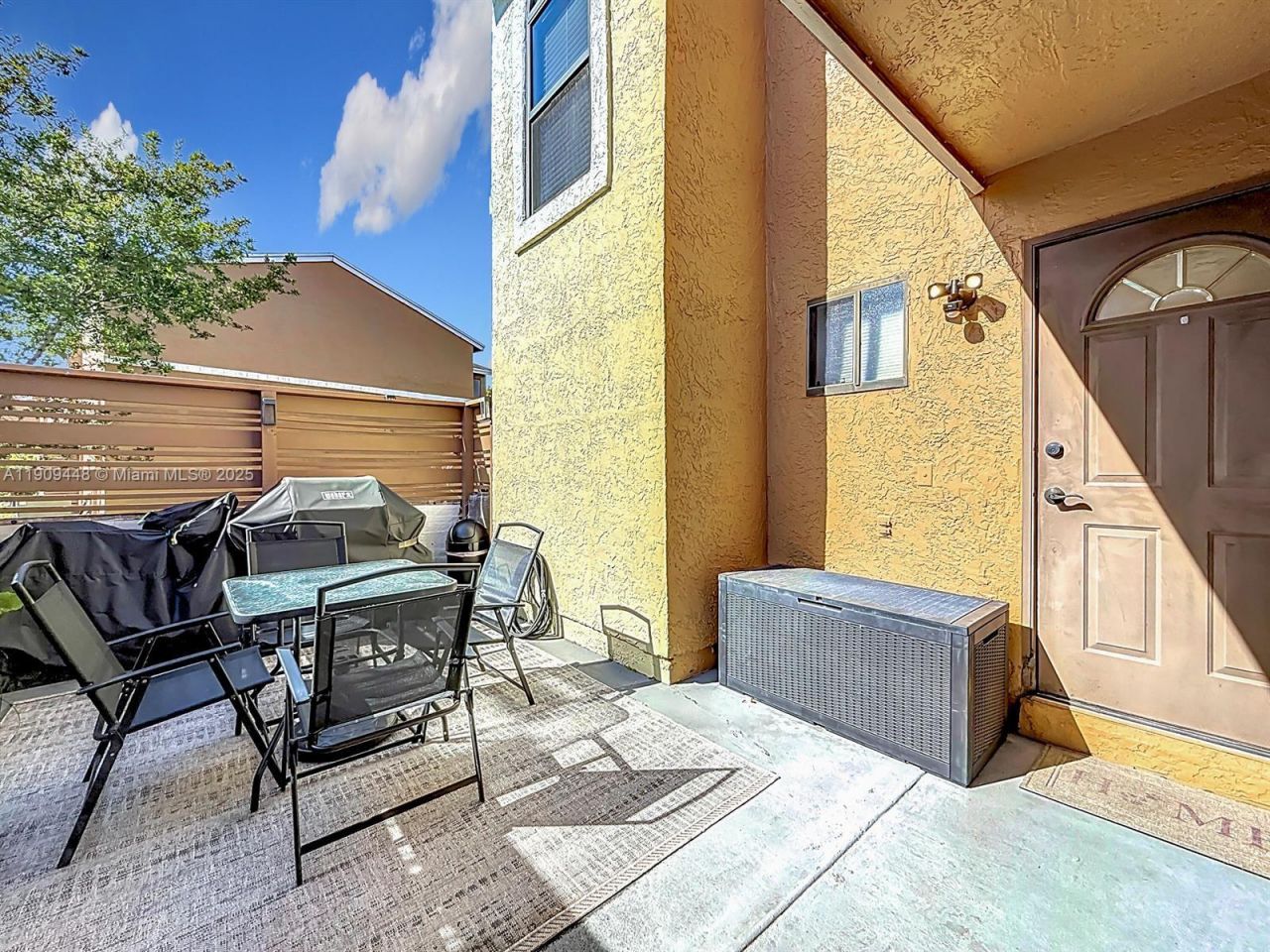 8117 NW 71st Ct, Tamarac, FL 33321 Photo