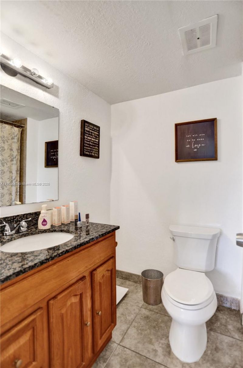 4154 NW 79th Ave, Unit 1D, Doral, FL 33166 Photo