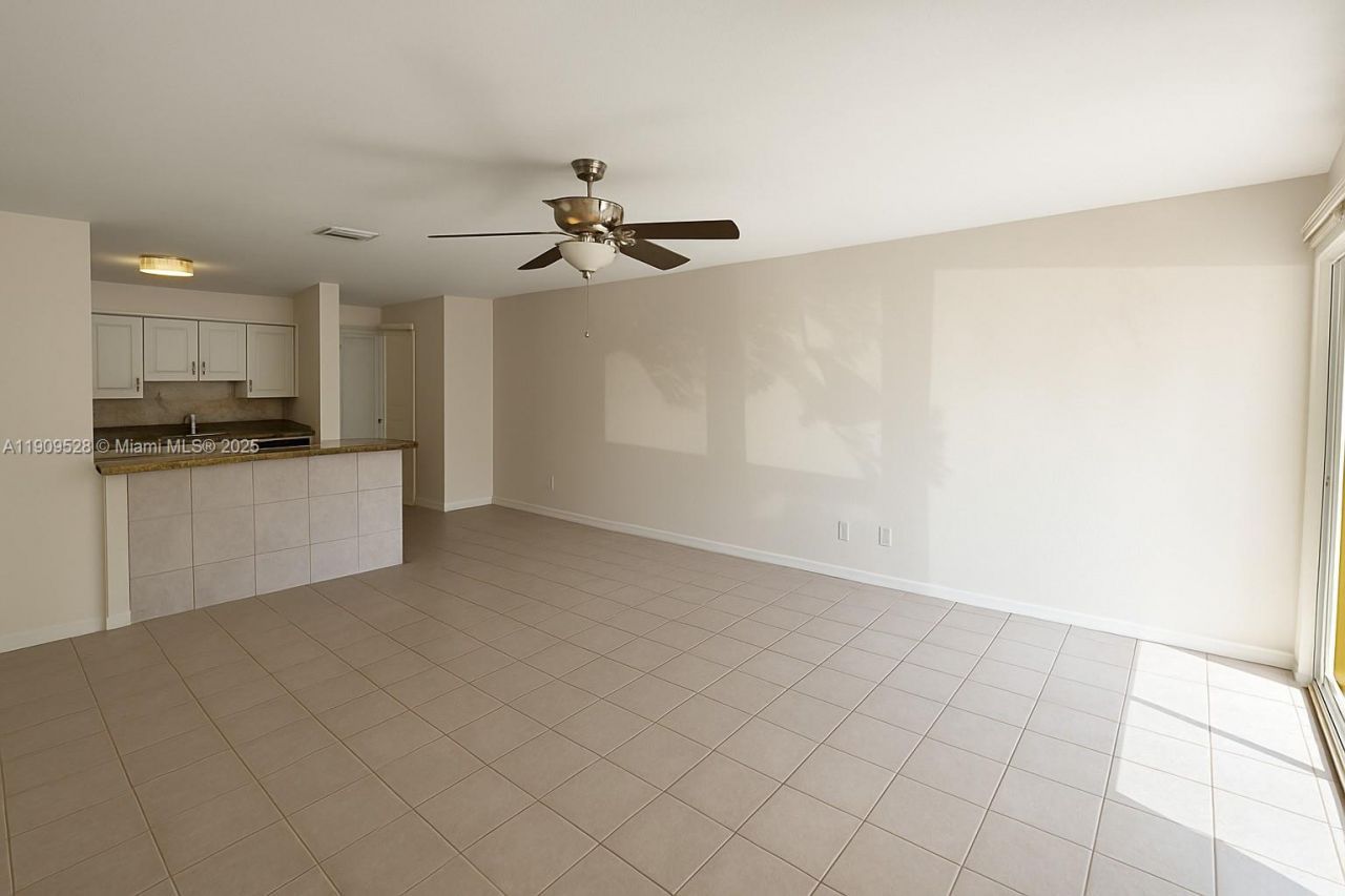 3217 NE 7th Pl, Unit 1, Pompano Beach, FL 33062 Photo
