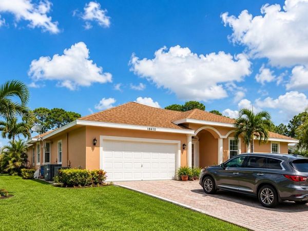 1881 SW Elijah Ave, Port St. Lucie, FL 34953