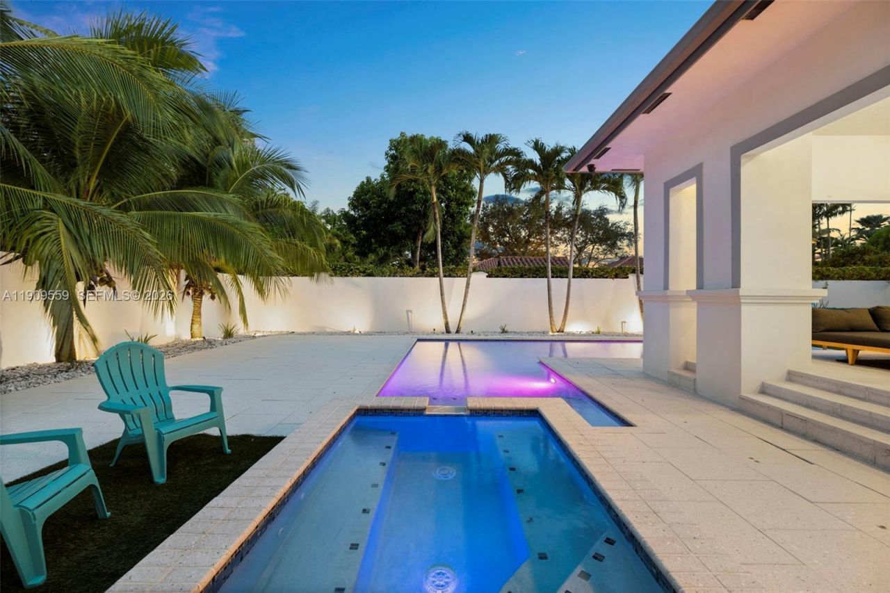 9580 SW 101st Ter, Miami, FL 33176 Photo