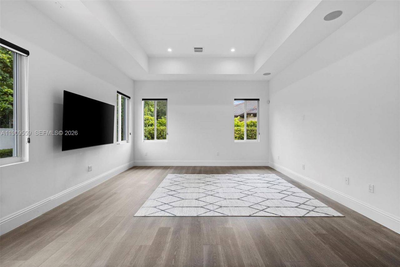 9580 SW 101st Ter, Miami, FL 33176 Photo