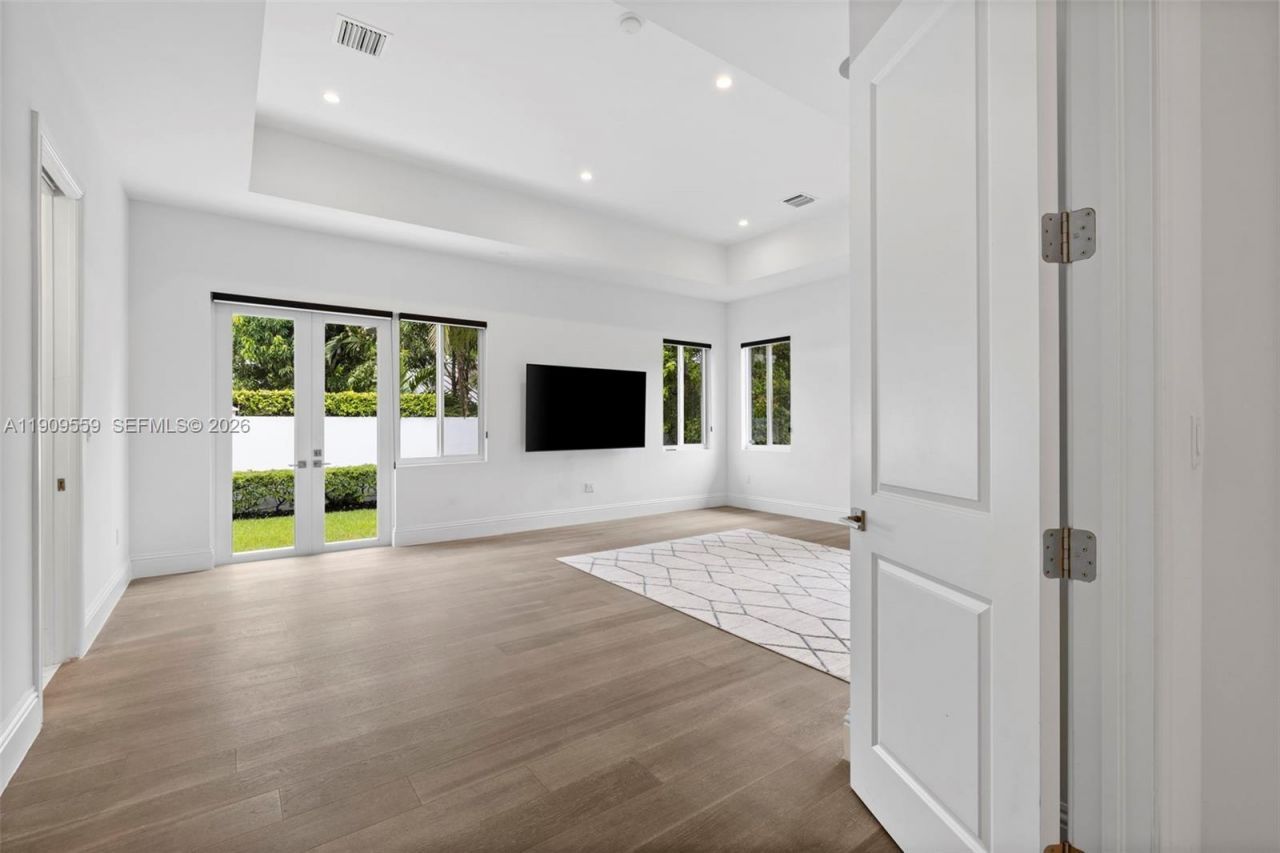 9580 SW 101st Ter, Miami, FL 33176 Photo