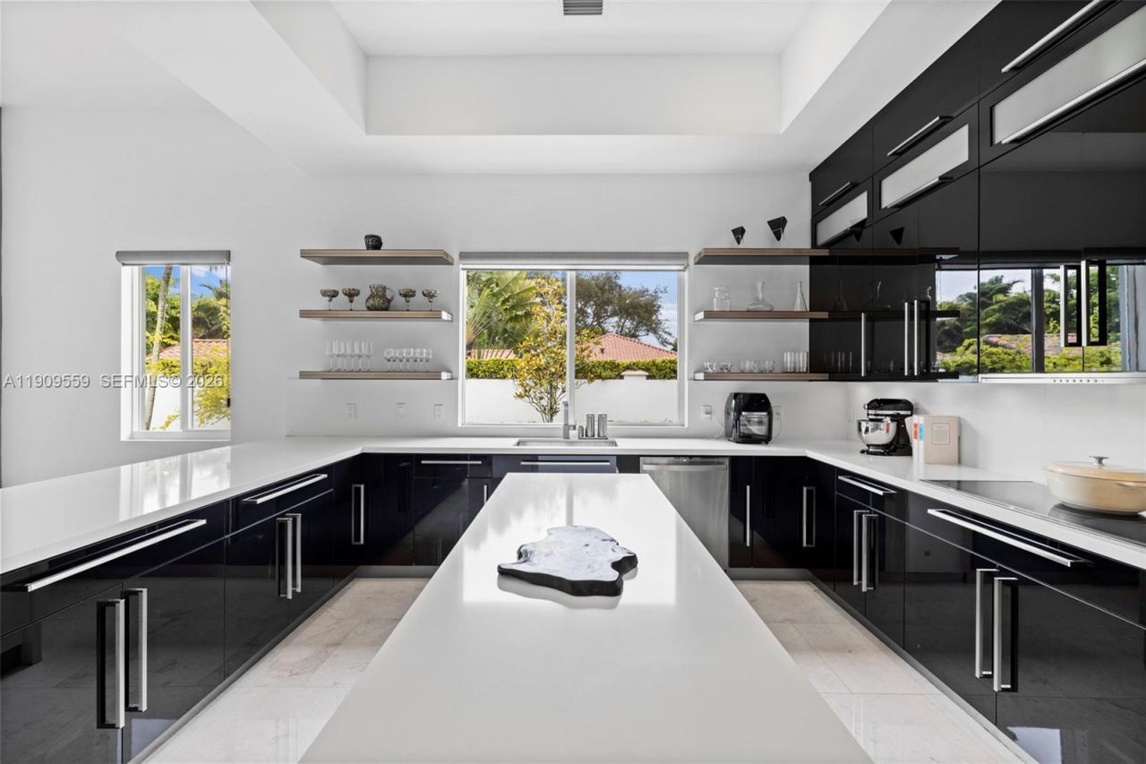 9580 SW 101st Ter, Miami, FL 33176 Photo