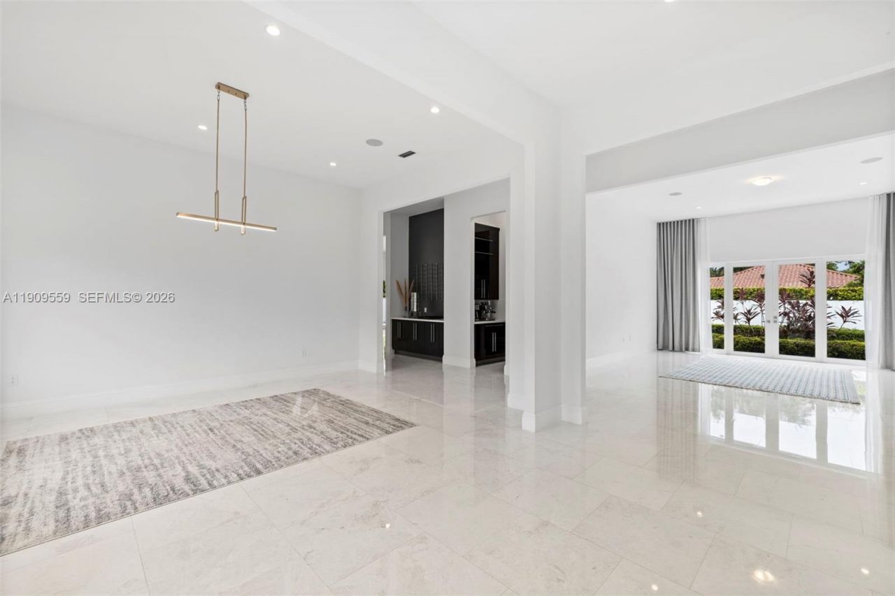 9580 SW 101st Ter, Miami, FL 33176 Photo