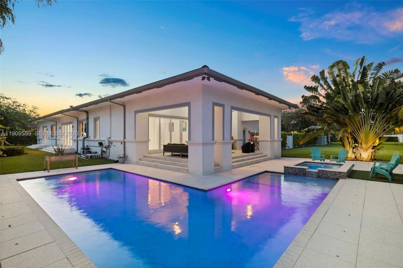 9580 SW 101st Ter, Miami, FL 33176 Photo