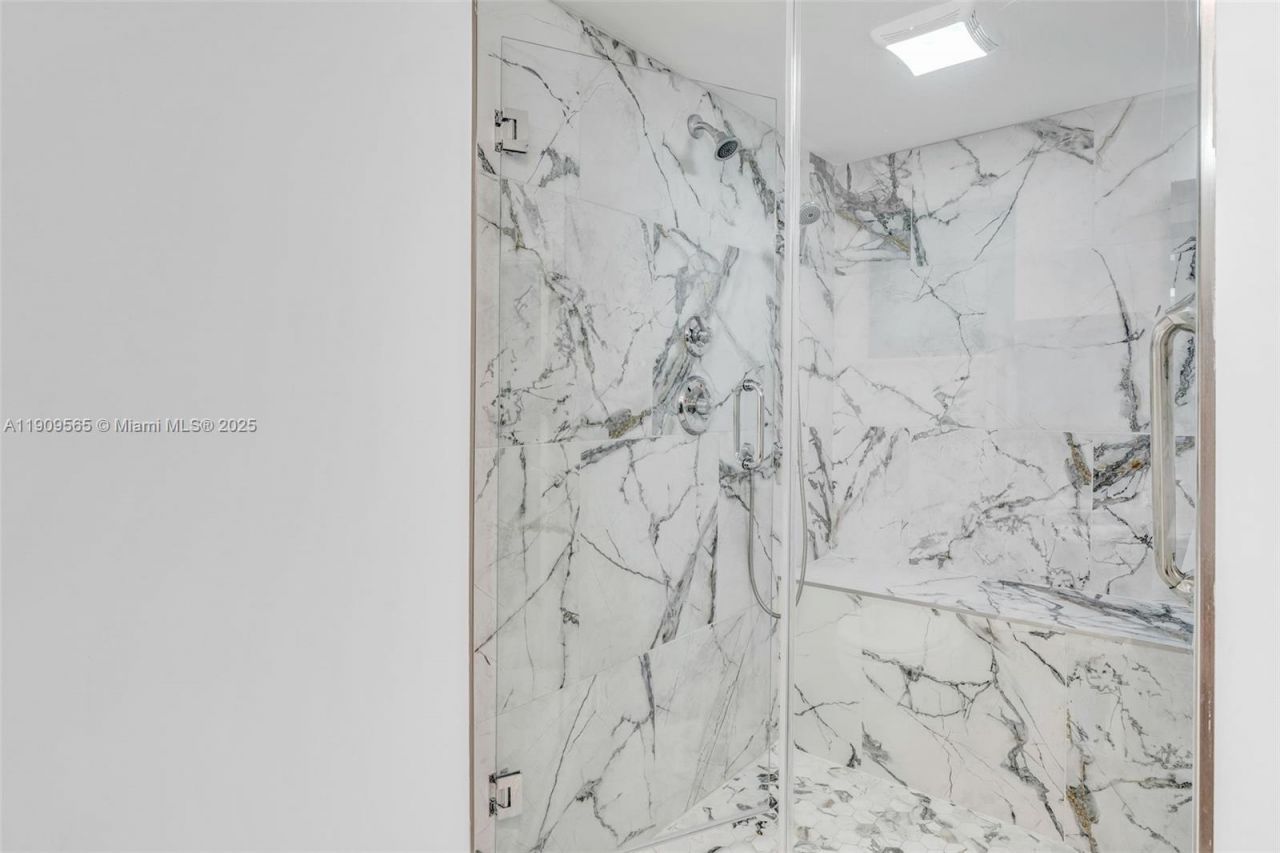 877 Ellen Dr., Key Largo, FL 33037 Photo