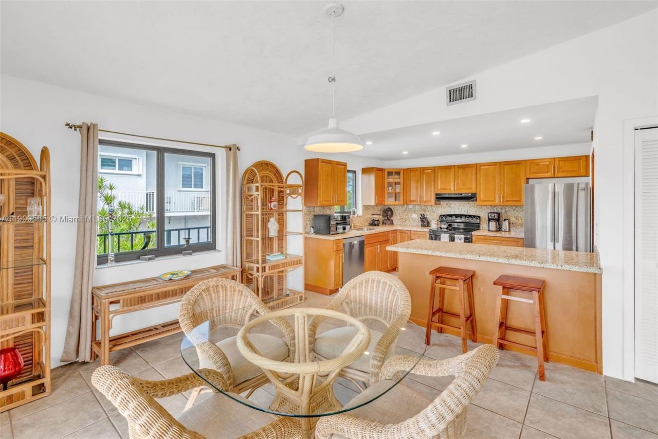 877 Ellen Dr., Key Largo, FL 33037 Photo