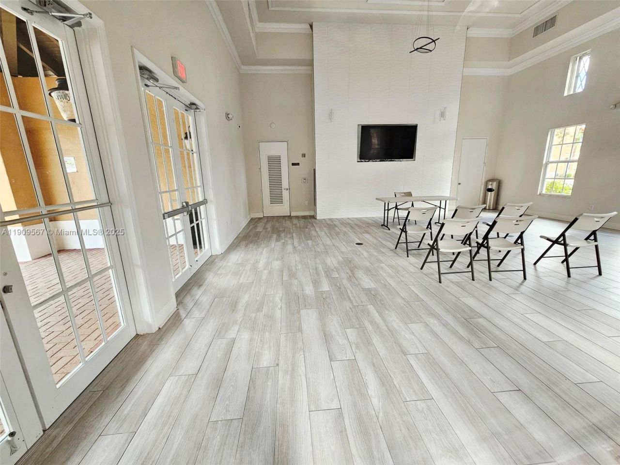 809 SW 147 Ave, Unit 1401, Pembroke Pines, FL 33027 Photo