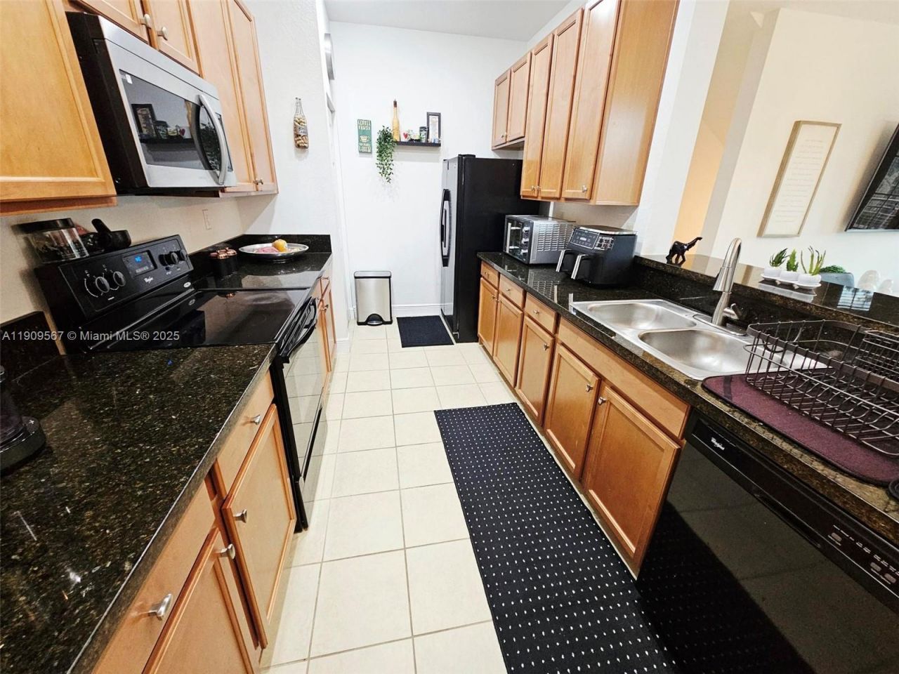 809 SW 147 Ave, Unit 1401, Pembroke Pines, FL 33027 Photo