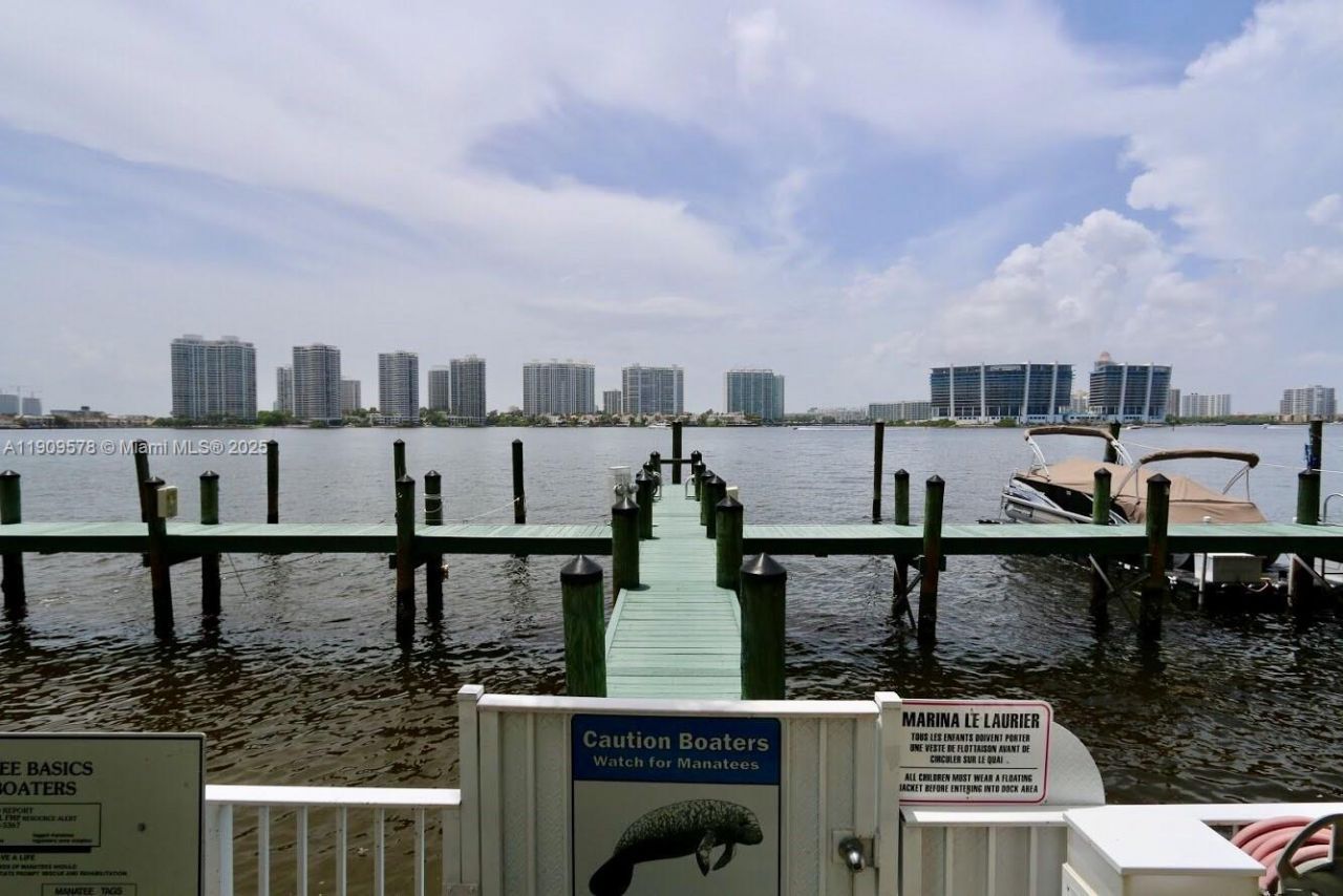 17800 N Bay Rd, Unit 404, Sunny Isles Beach, FL 33160 Photo