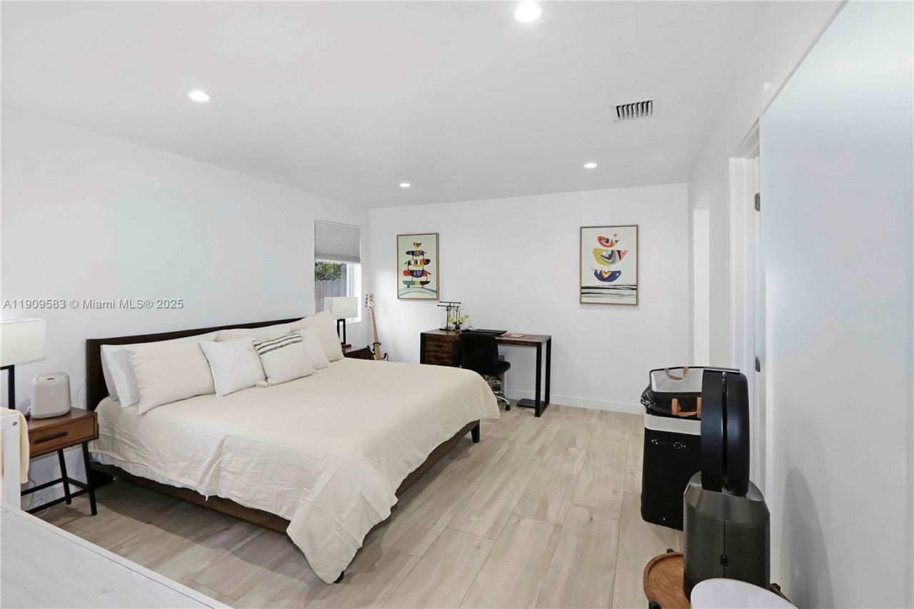 6521 SW 31st St, Miami, FL 33155 Photo