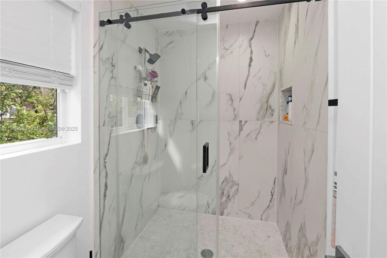 6521 SW 31st St, Miami, FL 33155 Photo