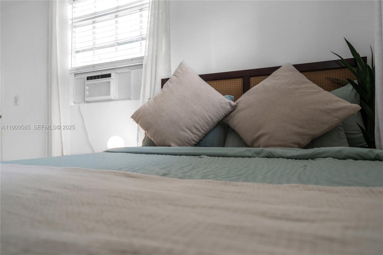 2972 NW 15th St, Unit 2, Miami, FL 33125 Photo