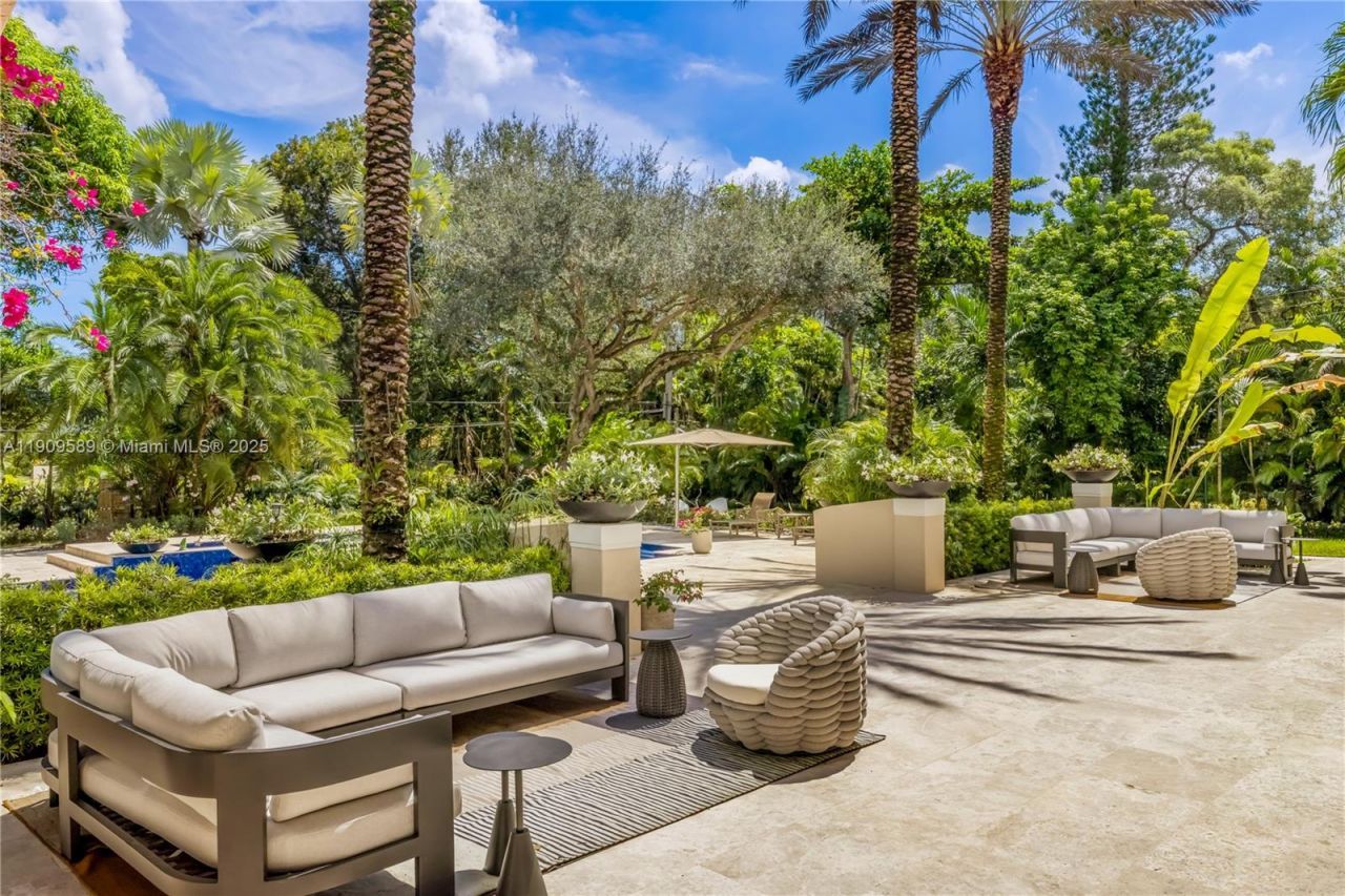 5250 Snapper Creek Rd, Coral Gables, FL 33156 Photo