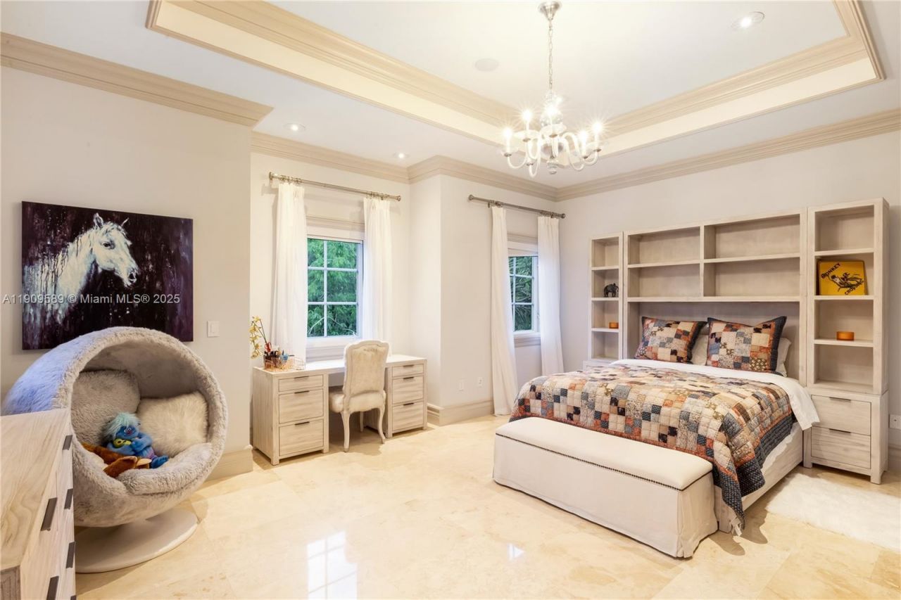 5250 Snapper Creek Rd, Coral Gables, FL 33156 Photo