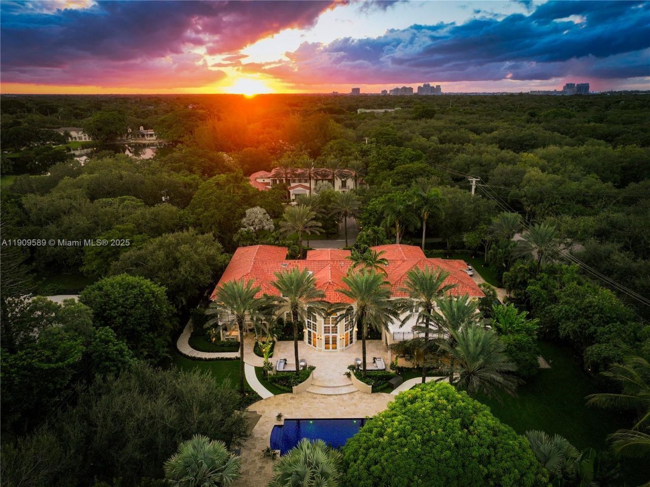 5250 Snapper Creek Rd, Coral Gables, FL 33156 Photo