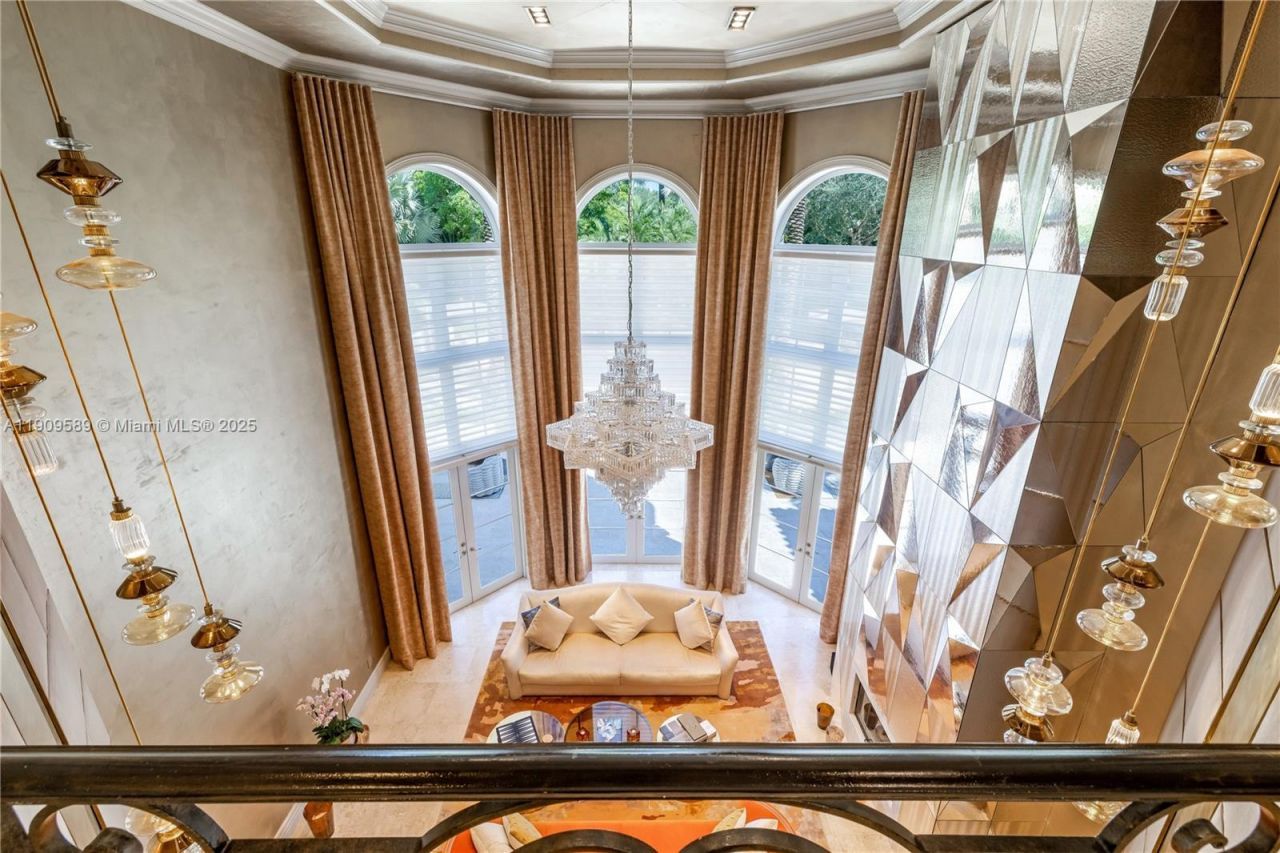 5250 Snapper Creek Rd, Coral Gables, FL 33156 Photo