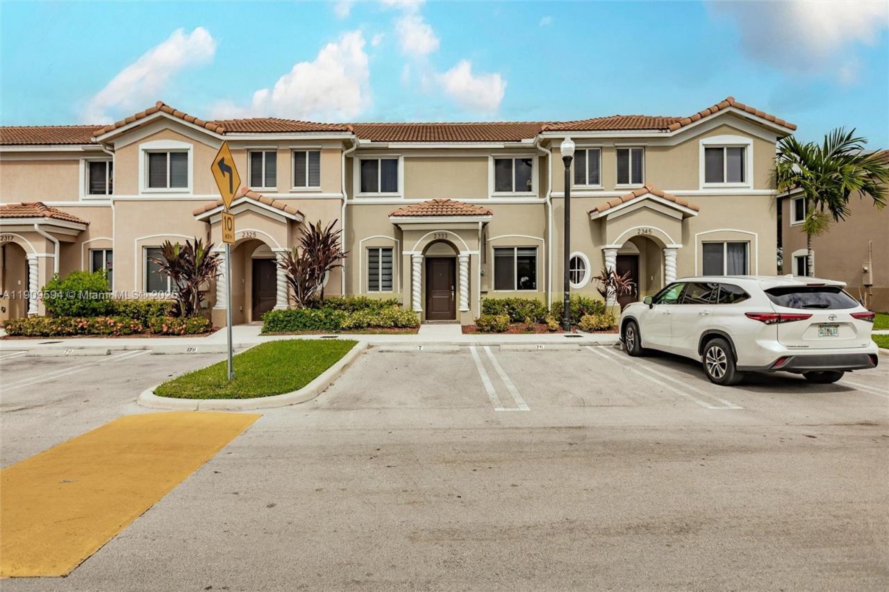 2333 SE 10th St, Homestead, FL 33035 Photo