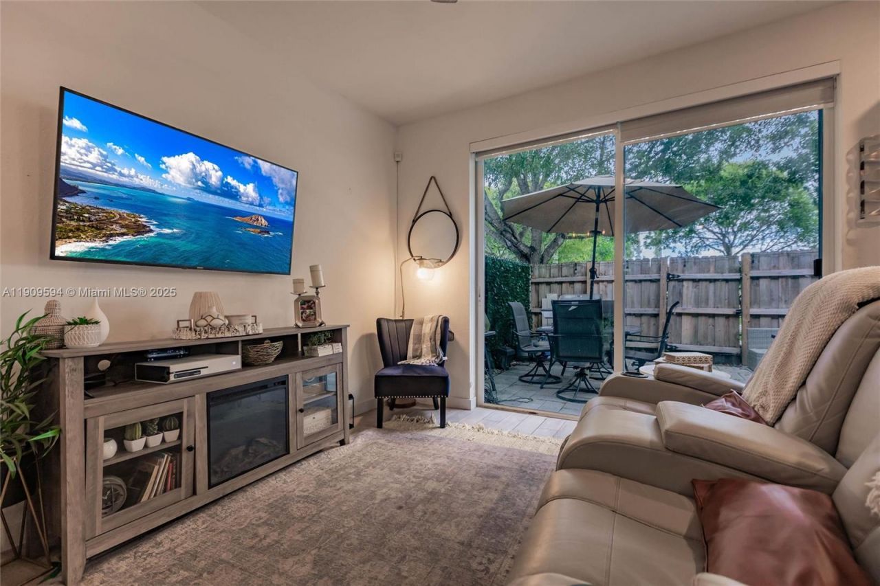 2333 SE 10th St, Homestead, FL 33035 Photo