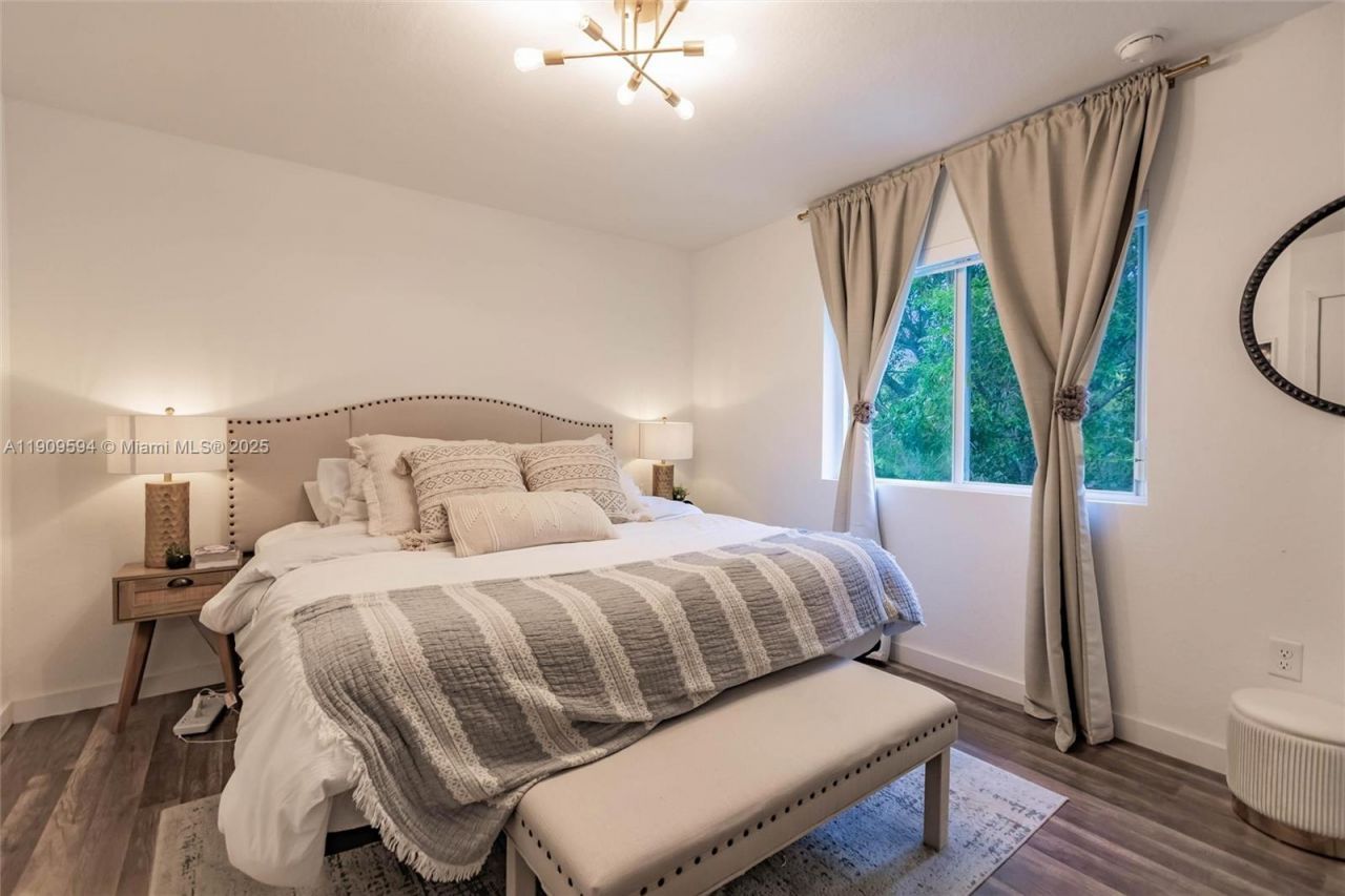 2333 SE 10th St, Homestead, FL 33035 Photo