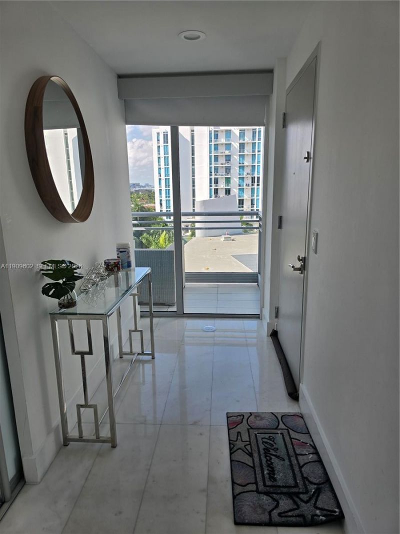 2950 NE 188th St, Unit 501, Aventura, FL 33180 Photo