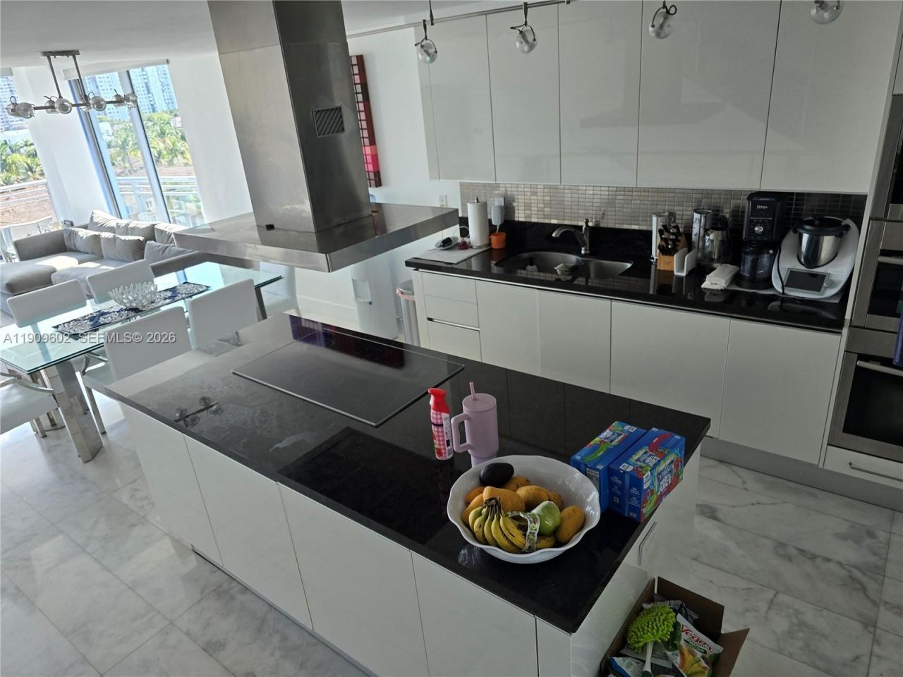 2950 NE 188th St, Unit 501, Aventura, FL 33180 Photo