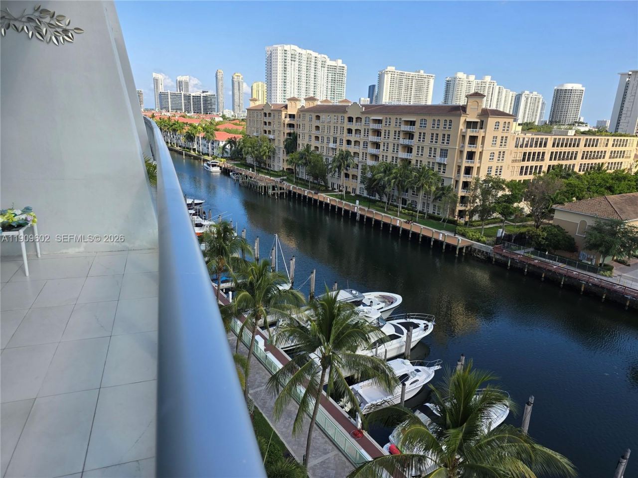 2950 NE 188th St, Unit 501, Aventura, FL 33180 Photo