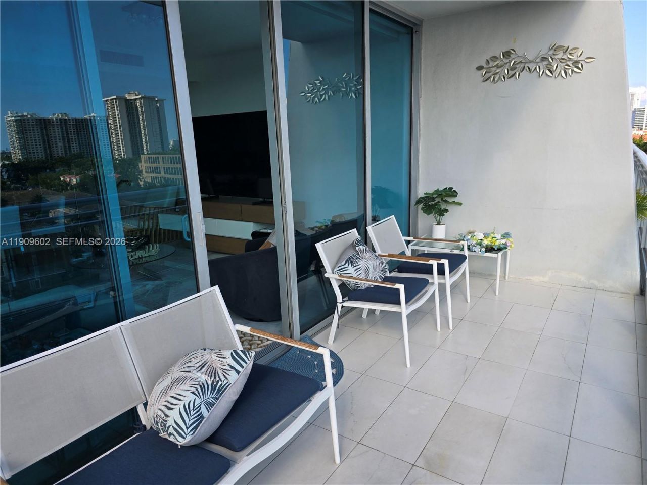 2950 NE 188th St, Unit 501, Aventura, FL 33180 Photo