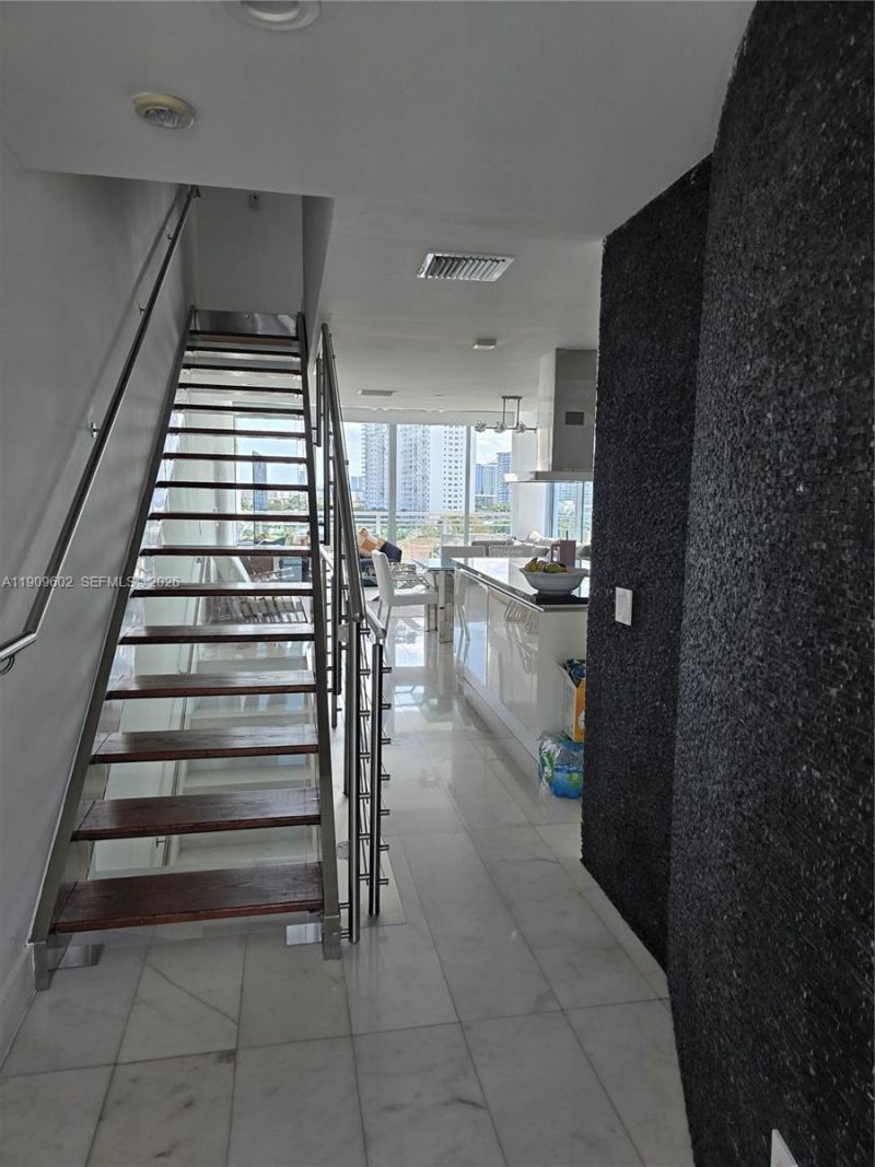 2950 NE 188th St, Unit 501, Aventura, FL 33180 Photo