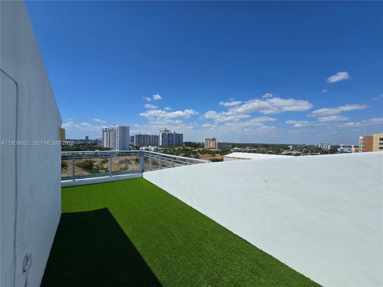 2950 NE 188th St, Unit 501, Aventura, FL 33180 Photo