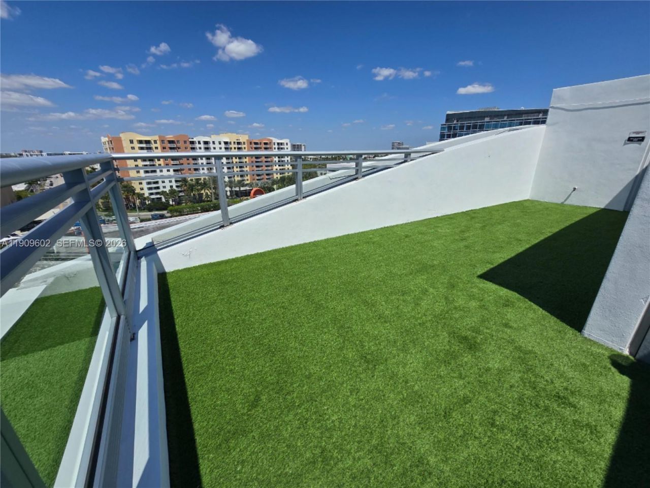 2950 NE 188th St, Unit 501, Aventura, FL 33180 Photo